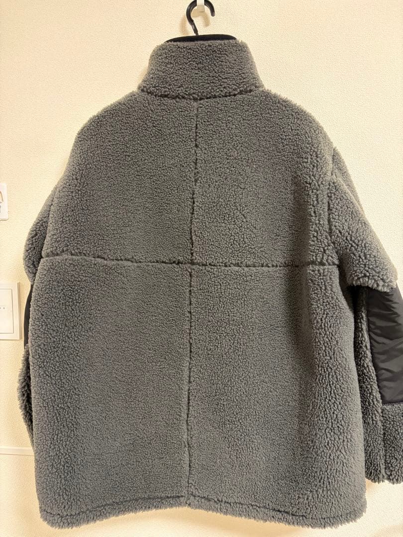 〈リバーシブル〉ボアZIPブルゾン　アダムエロぺ