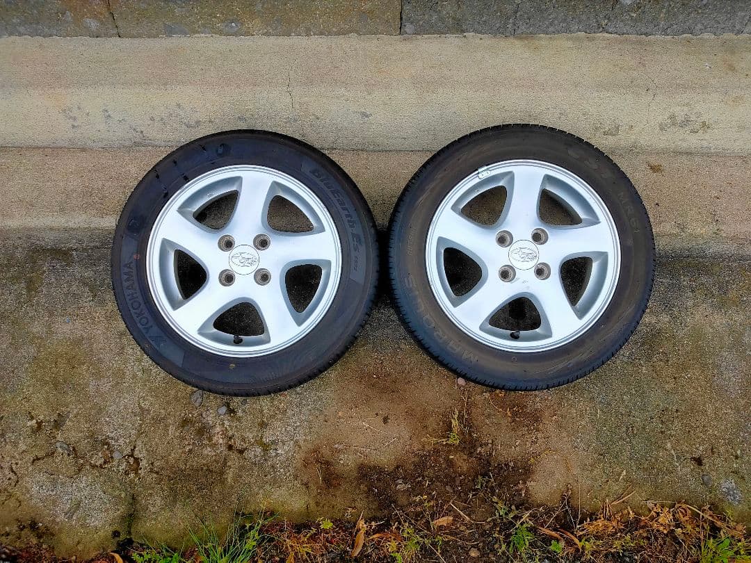 中古 スバル R1 純正ホイールタイヤ2個セット①