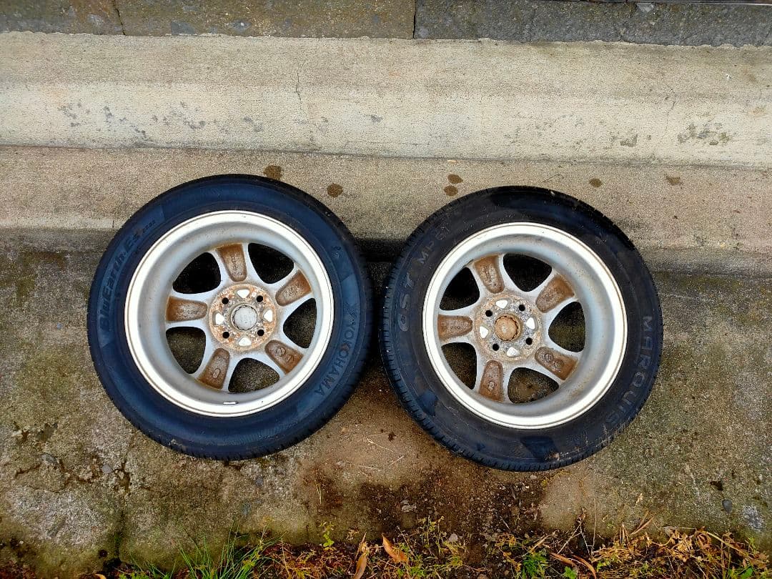 中古 スバル R1 純正ホイールタイヤ2個セット①