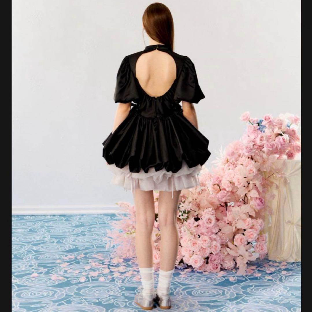 treat urself サテンバルーンぺプラムミニワンピース