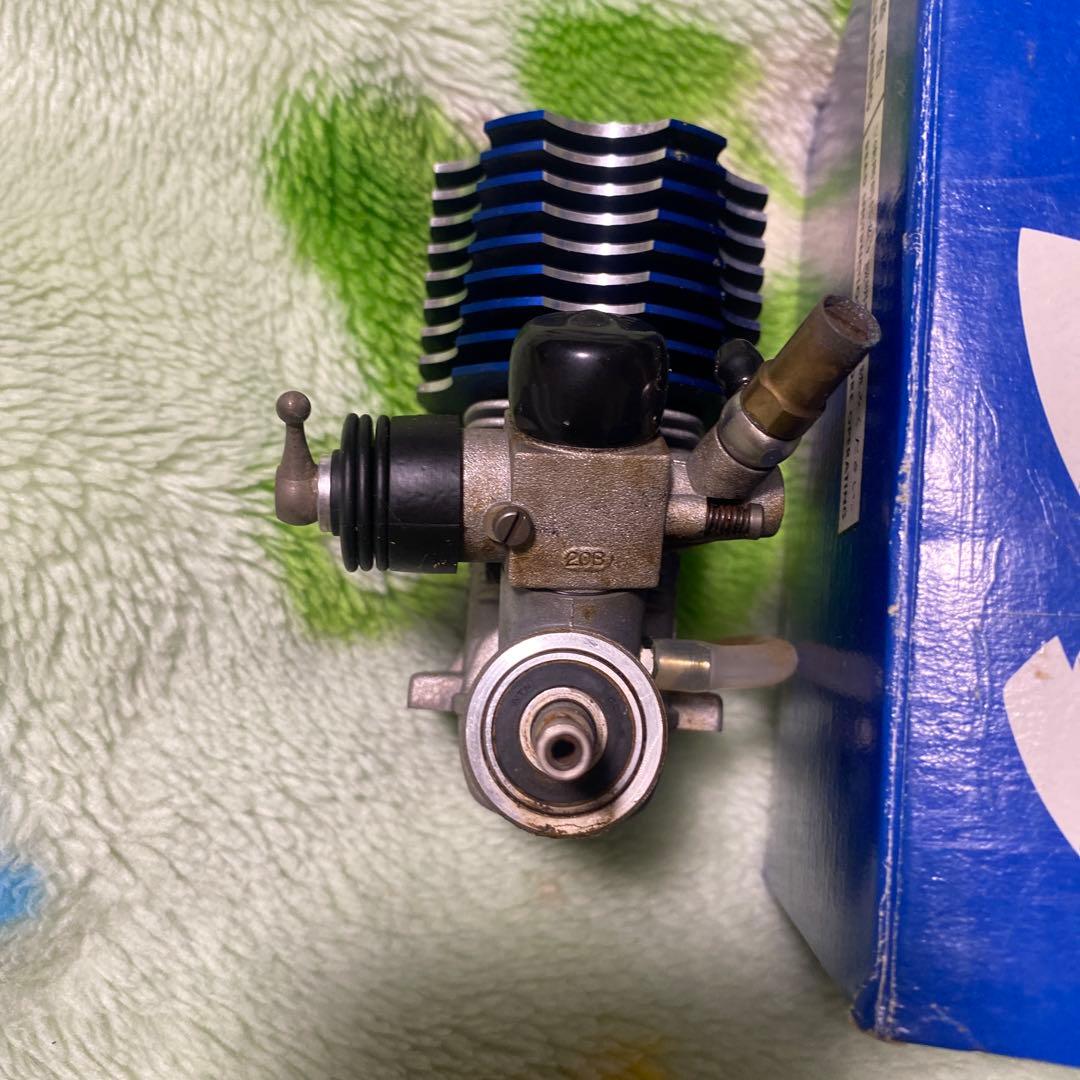 1/8オフロードバギー用エンジン【O.S MAX21RZ】