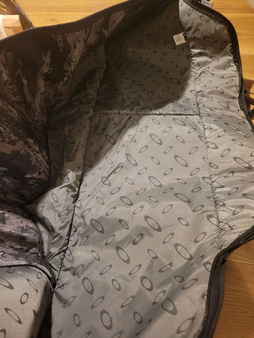 OAKLEY　スノーボードケース