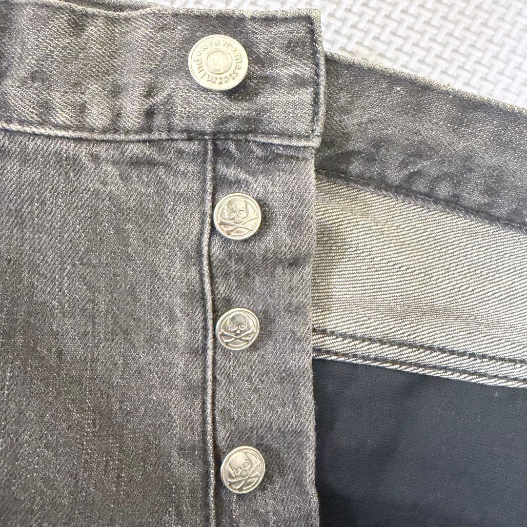 希少MastermindJAPAN マスターマインドジャパン　ブラックジーンズ