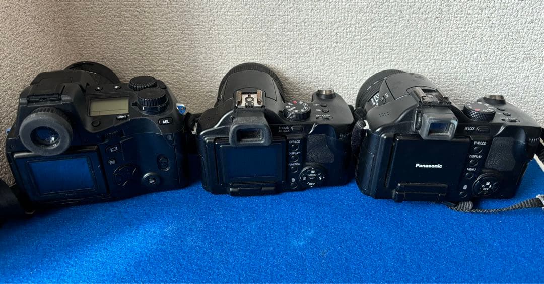 デジタル一眼レフカメラ　　　5台セット