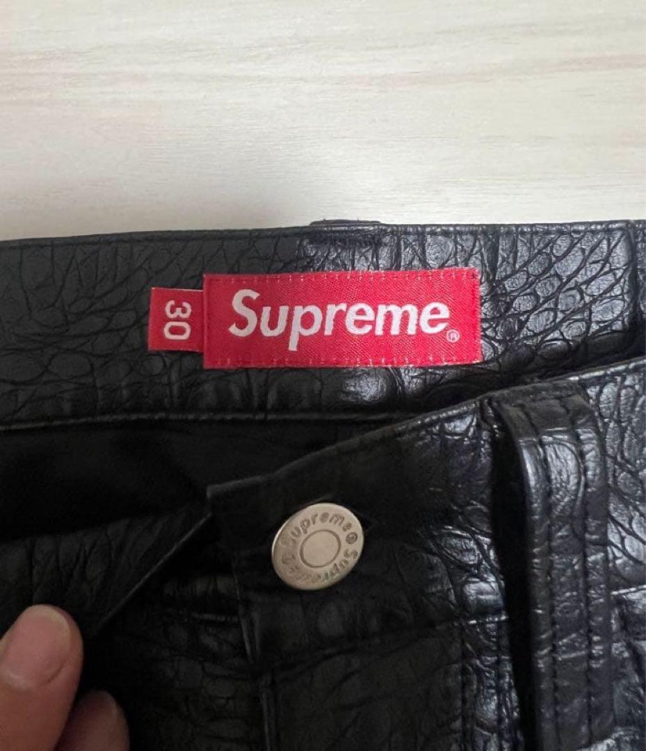 こ*ぎ様 Supreme レザーパンツ Faux Croc Painter Pa