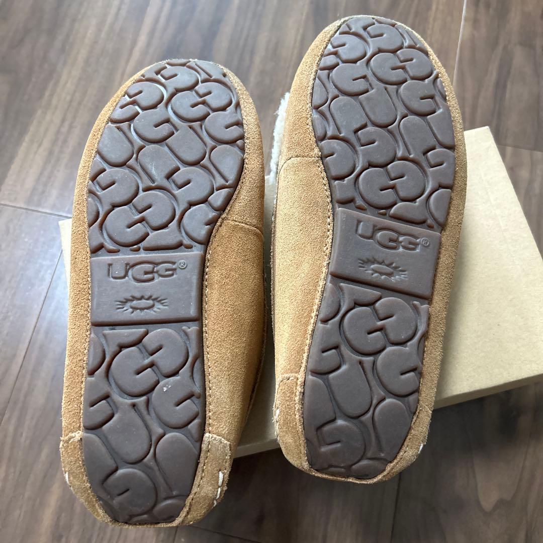 あーちゃん！UGG アグ　モカシン