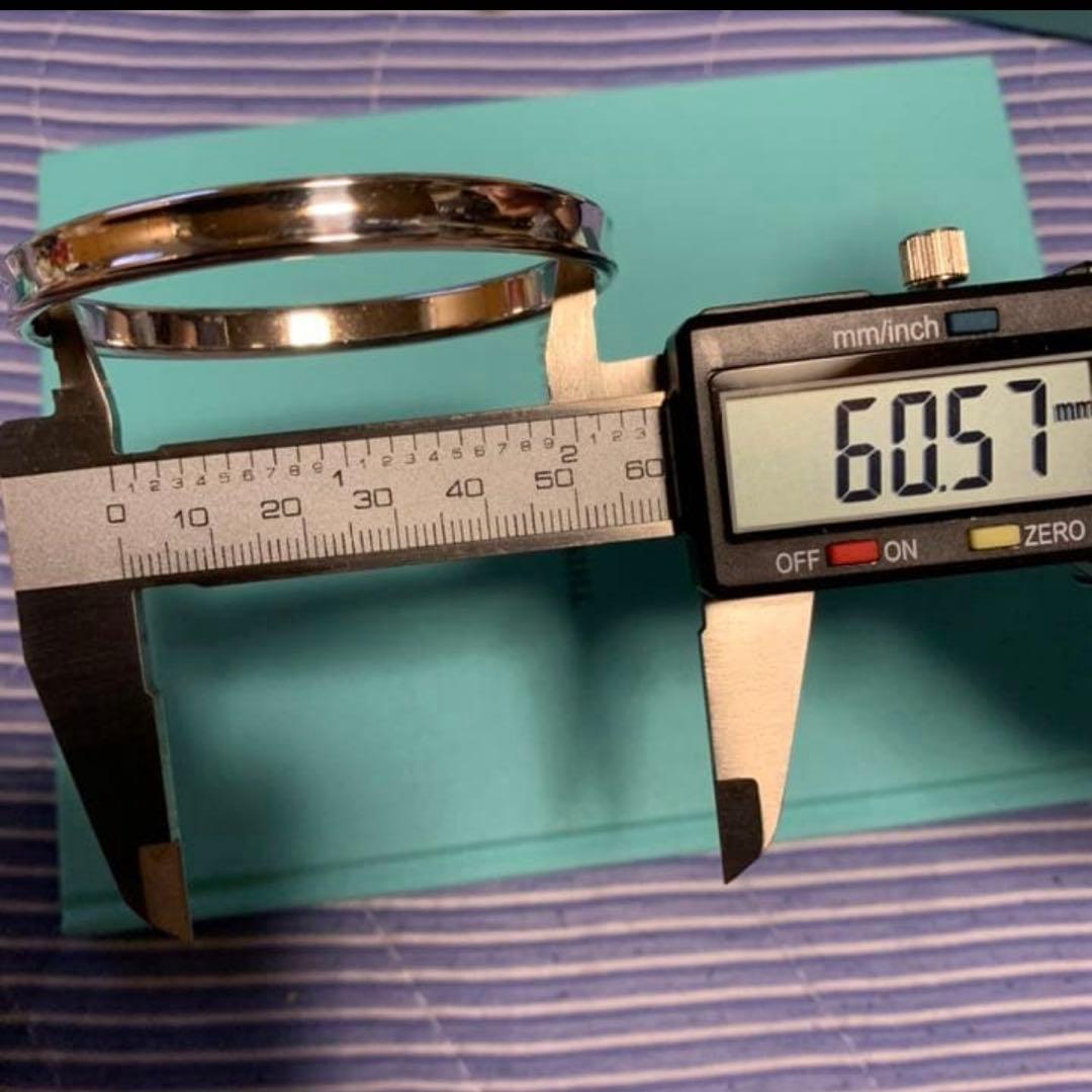 Tiffany バングル