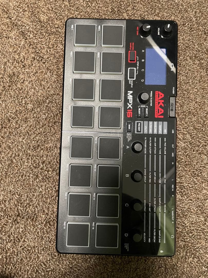 AKAI MPX16 サンプラー