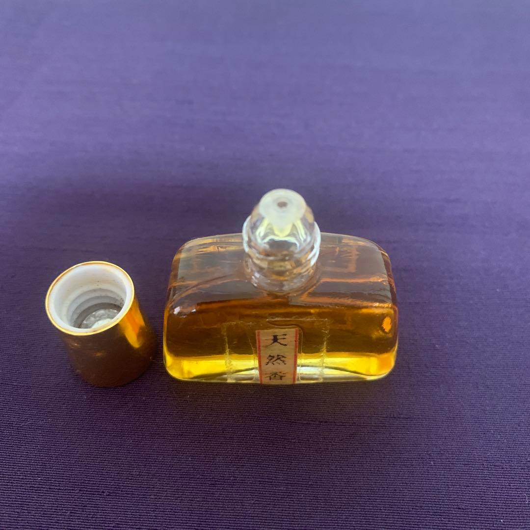 天然香料　希少　天然香水　ヘリオトロープ