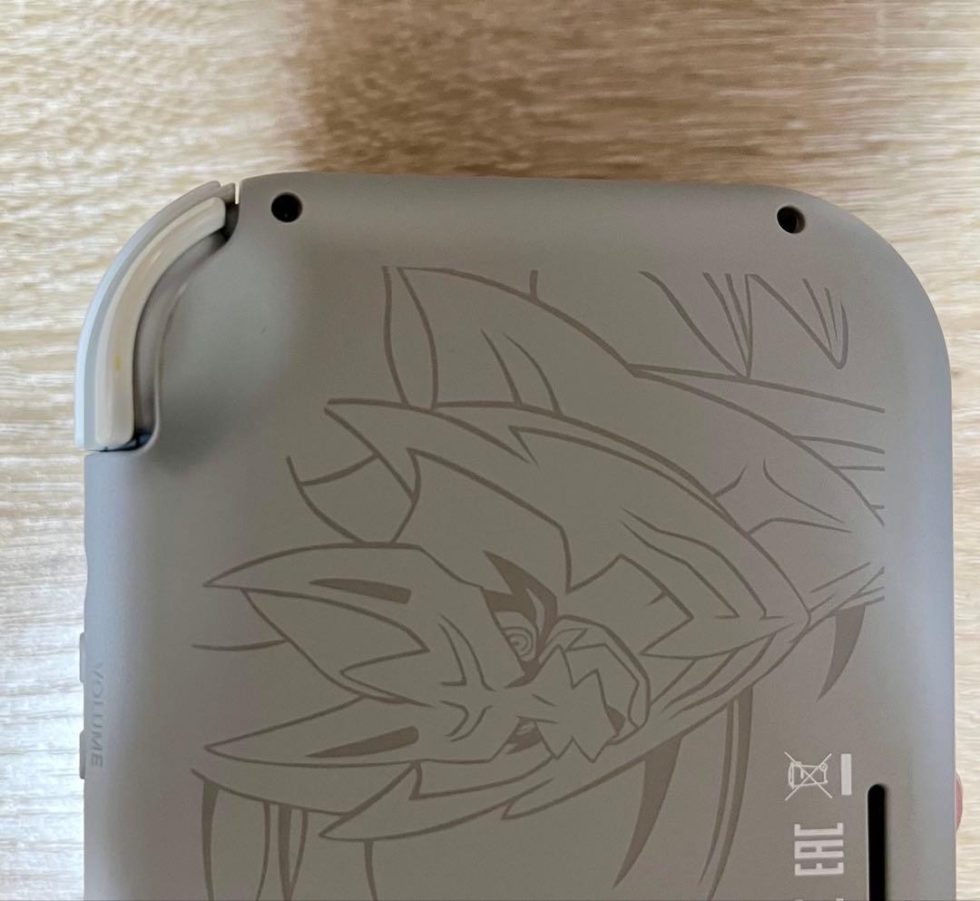 Nintendo Switch Lite ザシアン・ザマゼンタ どんキツネ