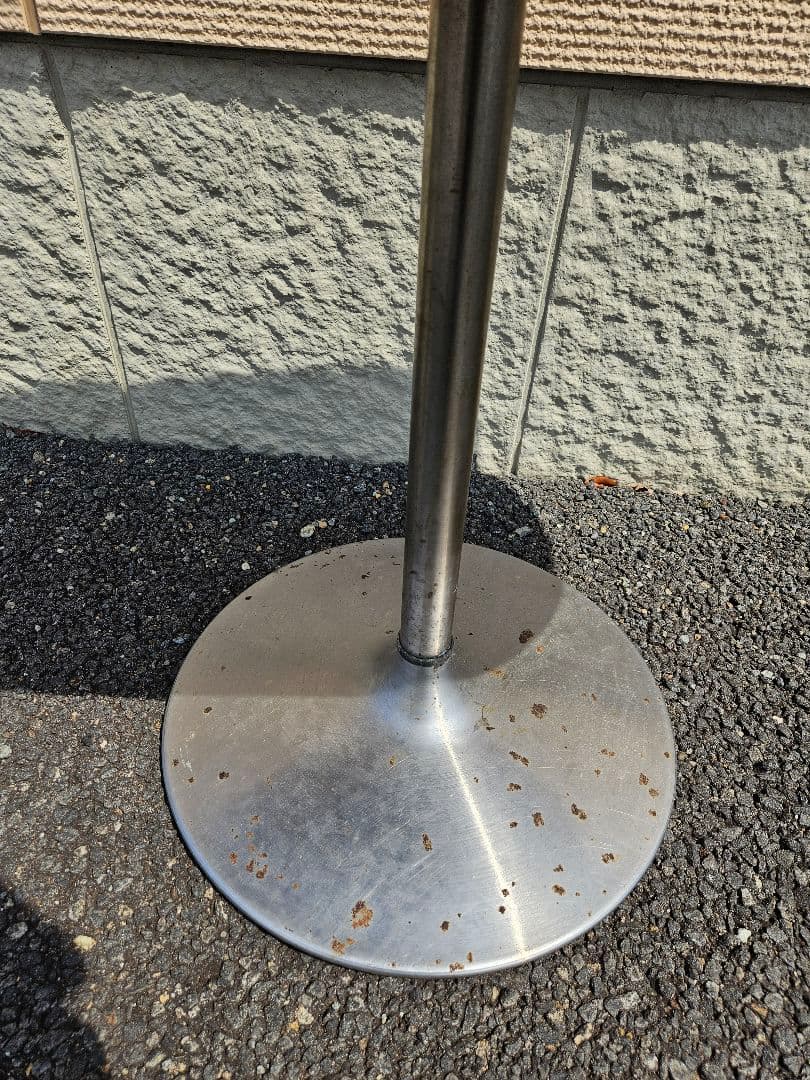 ジャパンヴィンテージ オーバル型 鉄脚の丸テーブル カフェ 喫茶店 店舗什器