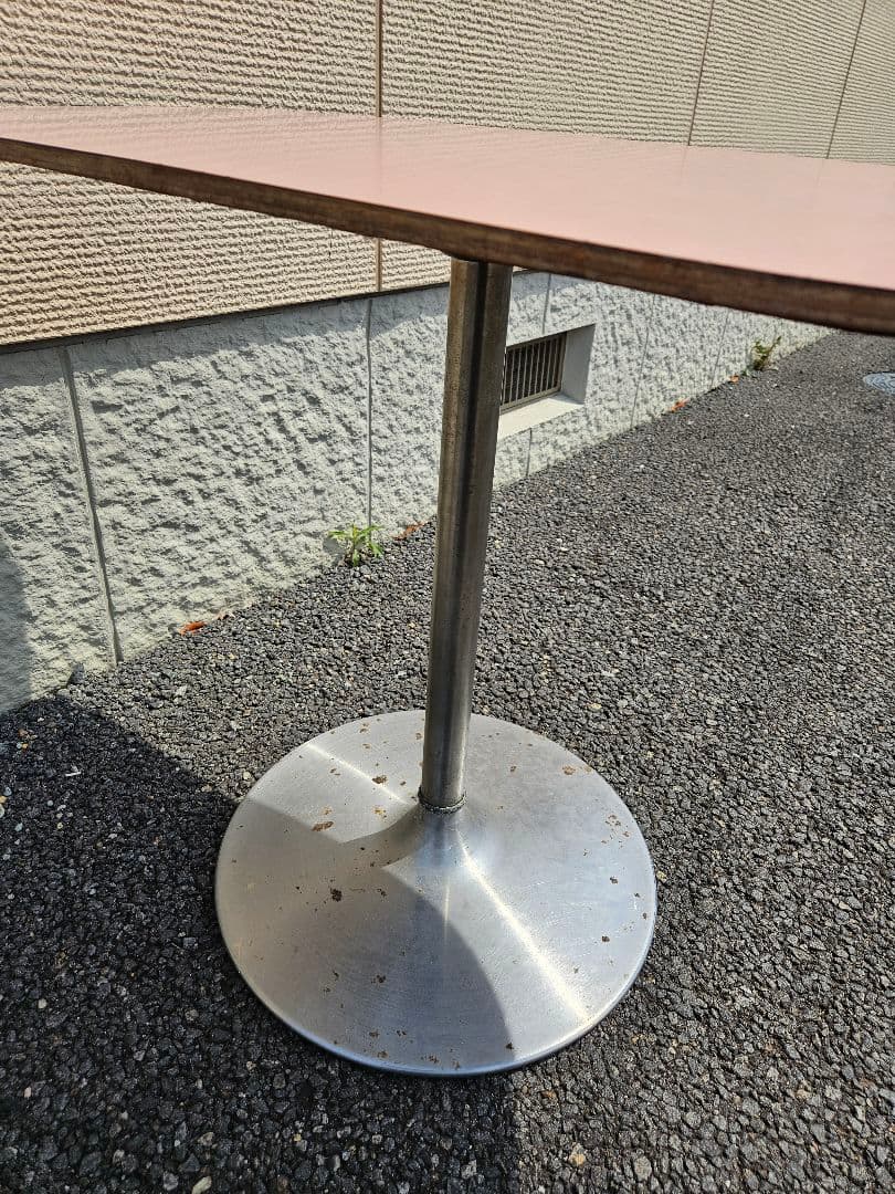 ジャパンヴィンテージ オーバル型 鉄脚の丸テーブル カフェ 喫茶店 店舗什器