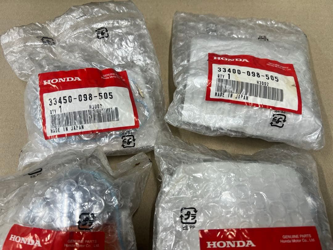 4Lモンキー　　純正ウィンカー　新品未使用品　4個セット(1台分)