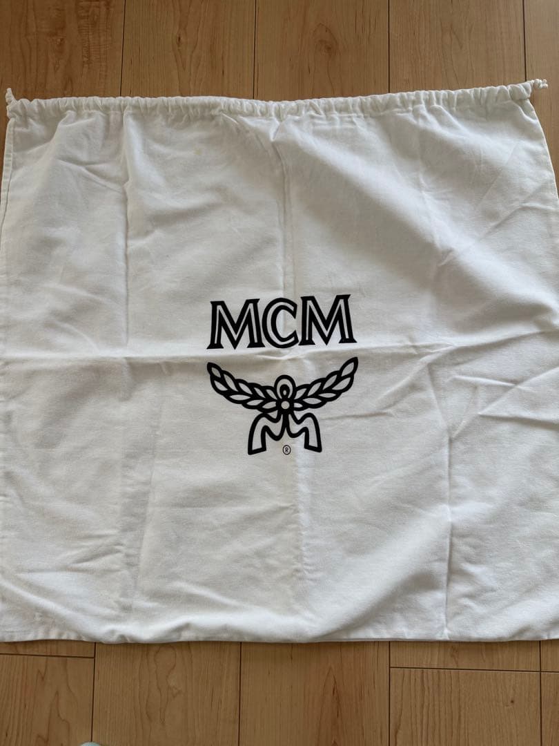 MCM MONSIEUR Z6541 スタッズリュック