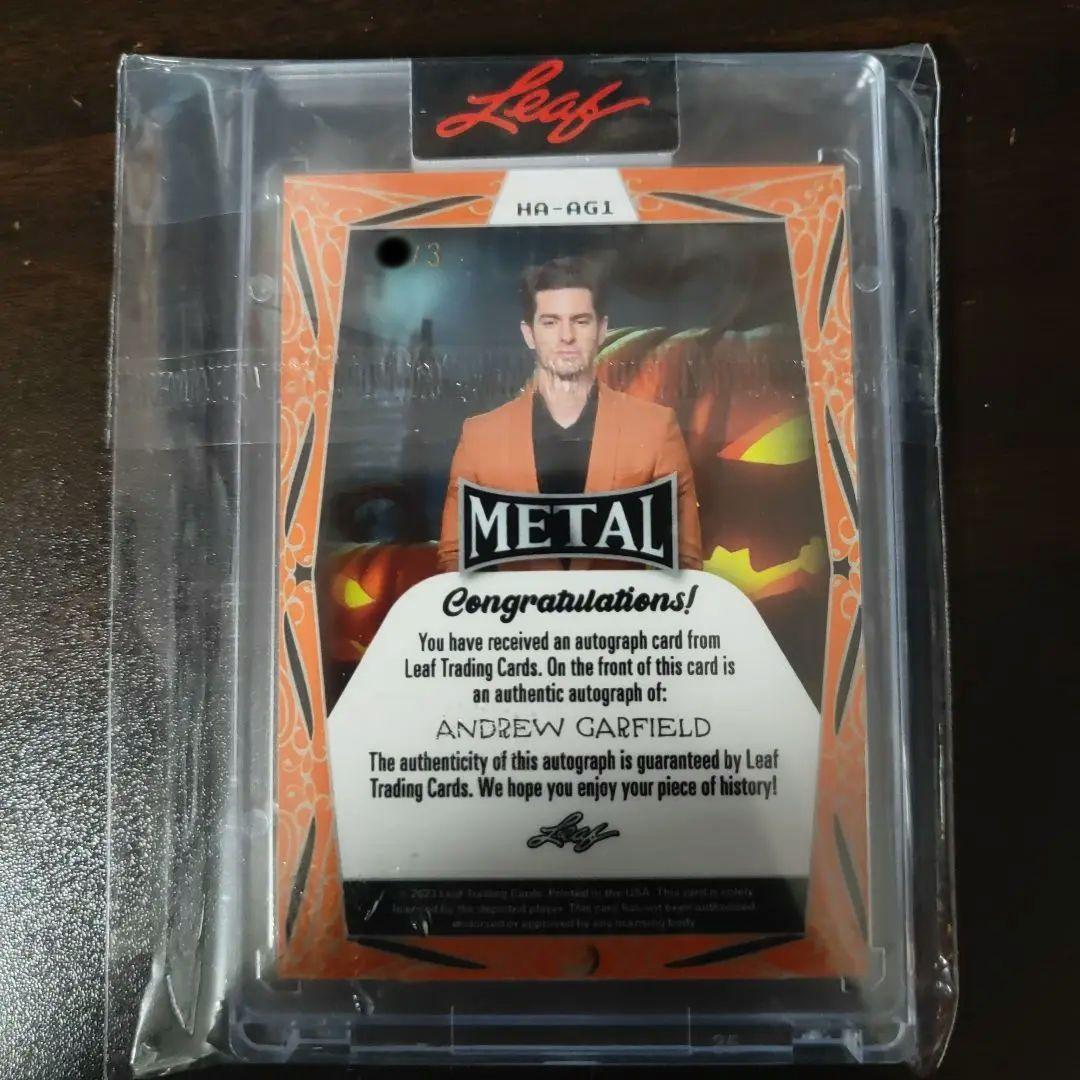 leaf l halloween アンドリューガーフィールド　サイン