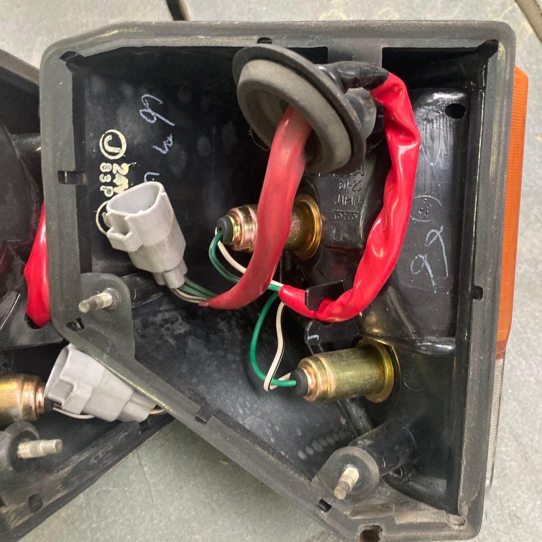 TOYOTA ウィンカーライト　ランドクルーザー70 純正　HZJ 77V