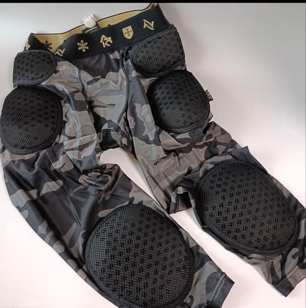 PHENIX スキーウェアセット ネイビー/クリーム/レッド