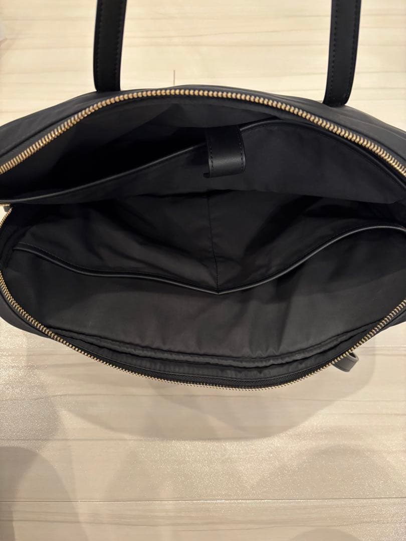 【美品】ケイトスペードニューヨーク　PCバッグ【パソコンバッグ】 A4対応