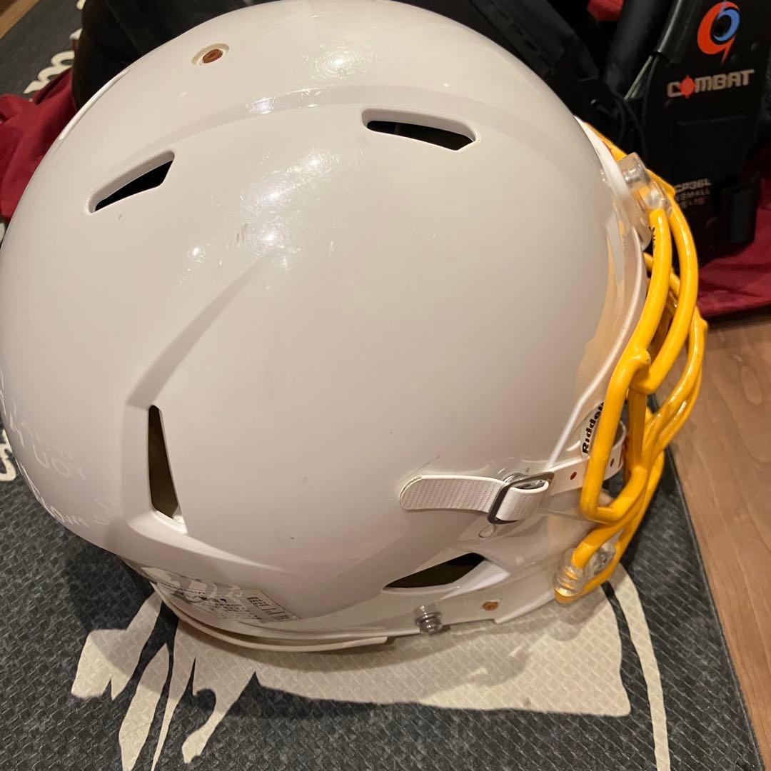 Riddell アメリカンフットボール ヘルメット　Mサイズ