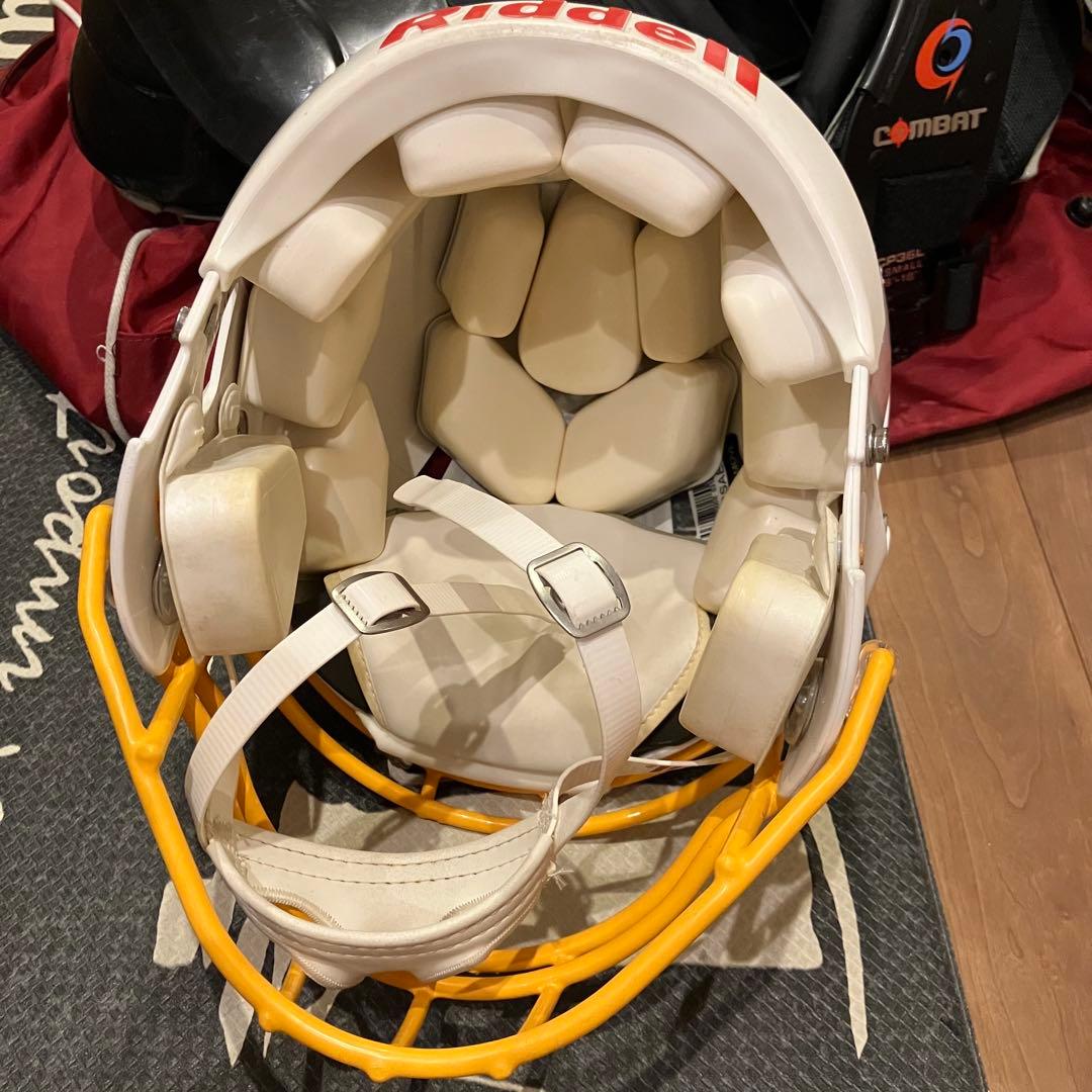 Riddell アメリカンフットボール ヘルメット　Mサイズ