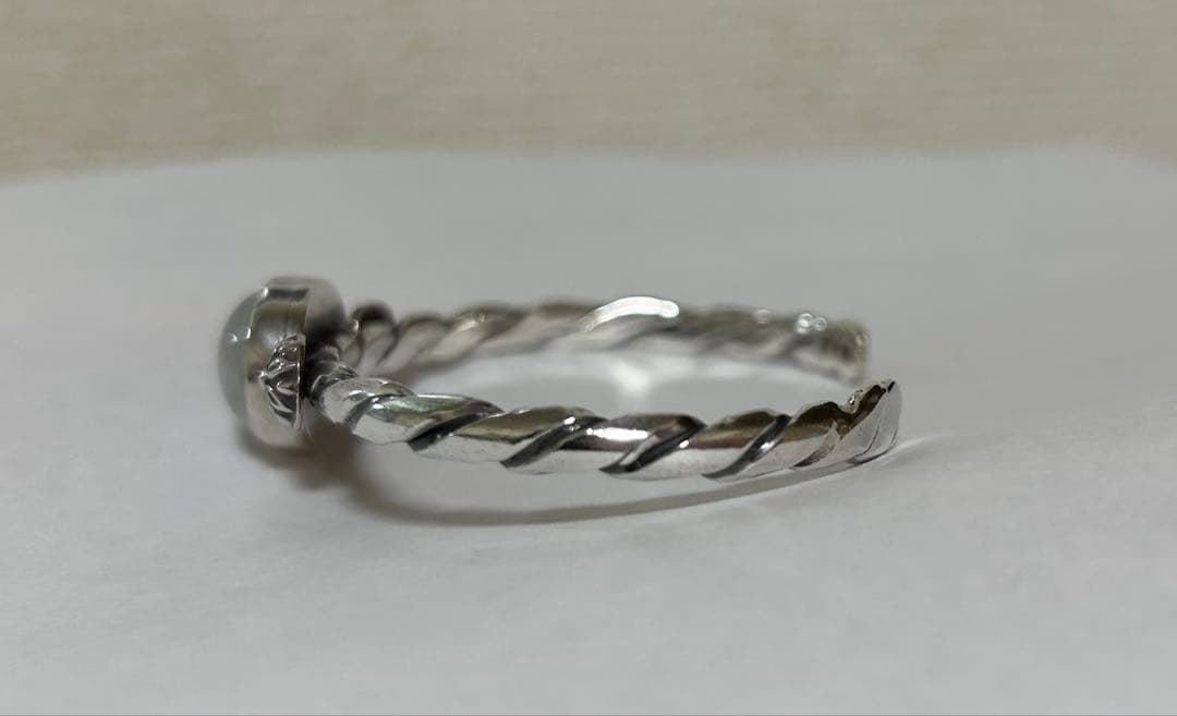 エリッカニコラスビゲイ　バングル　ムーンストーン