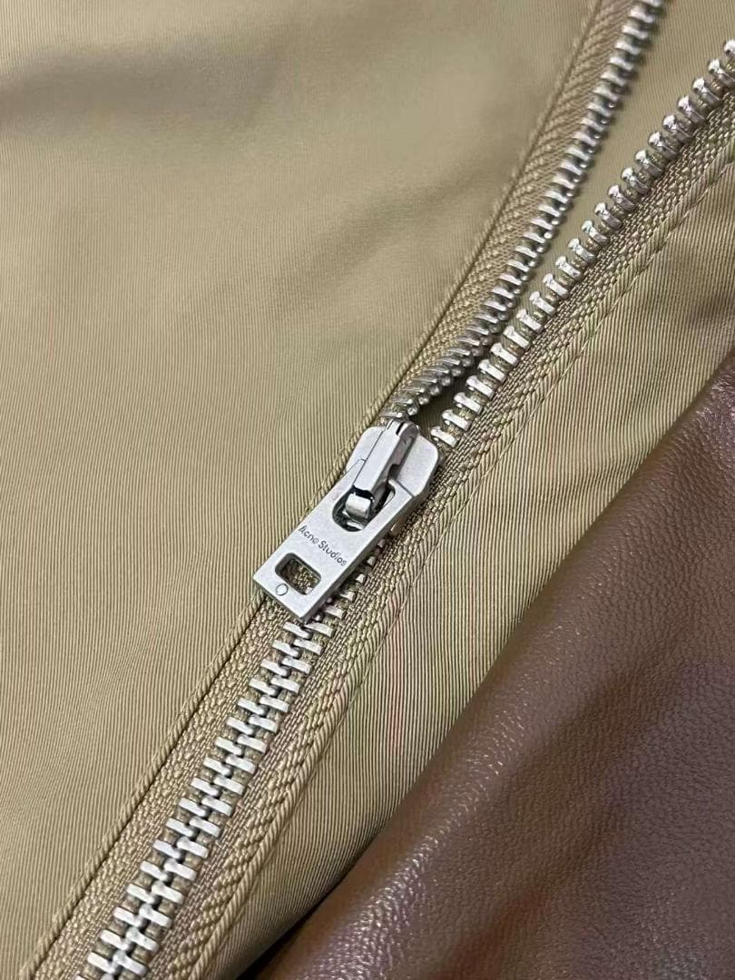 Acne Studios ベージュ ナイロンジャケット 美品 M