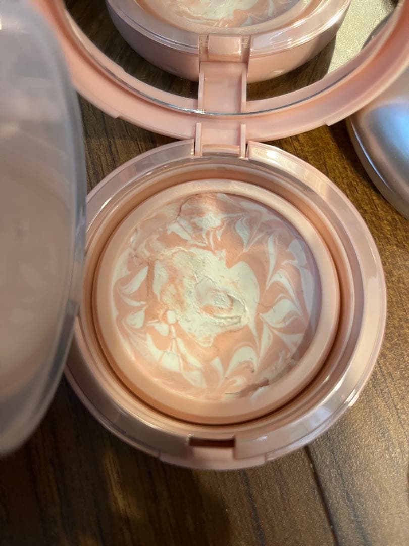 残量様々韓国ファンデーション