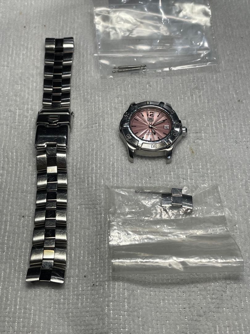 TAGHEUER クォーツじゃない！Diver's 200m ピンク自動巻　箱付