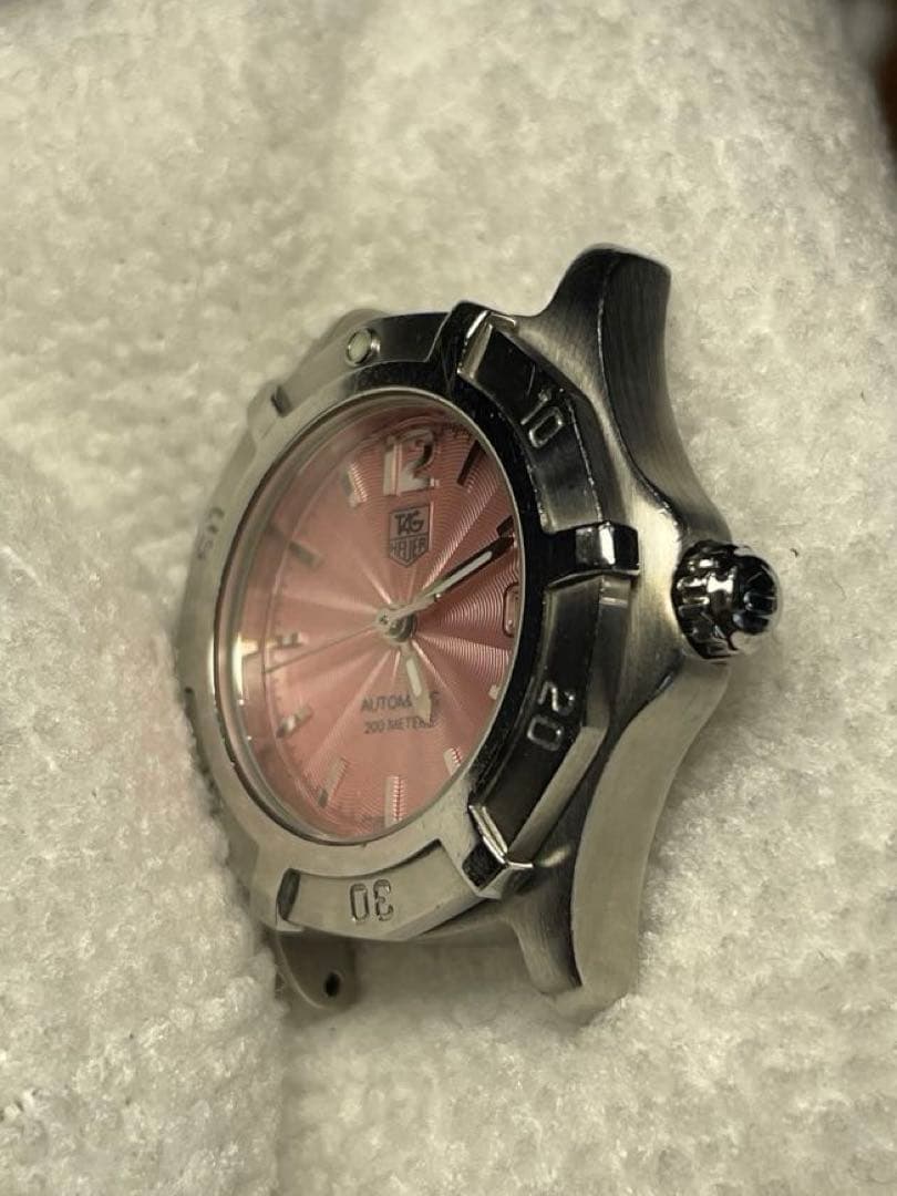 TAGHEUER クォーツじゃない！Diver's 200m ピンク自動巻　箱付