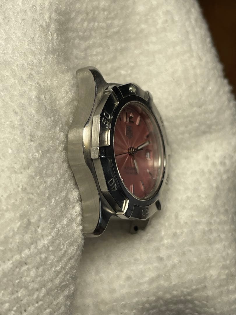 TAGHEUER クォーツじゃない！Diver's 200m ピンク自動巻　箱付