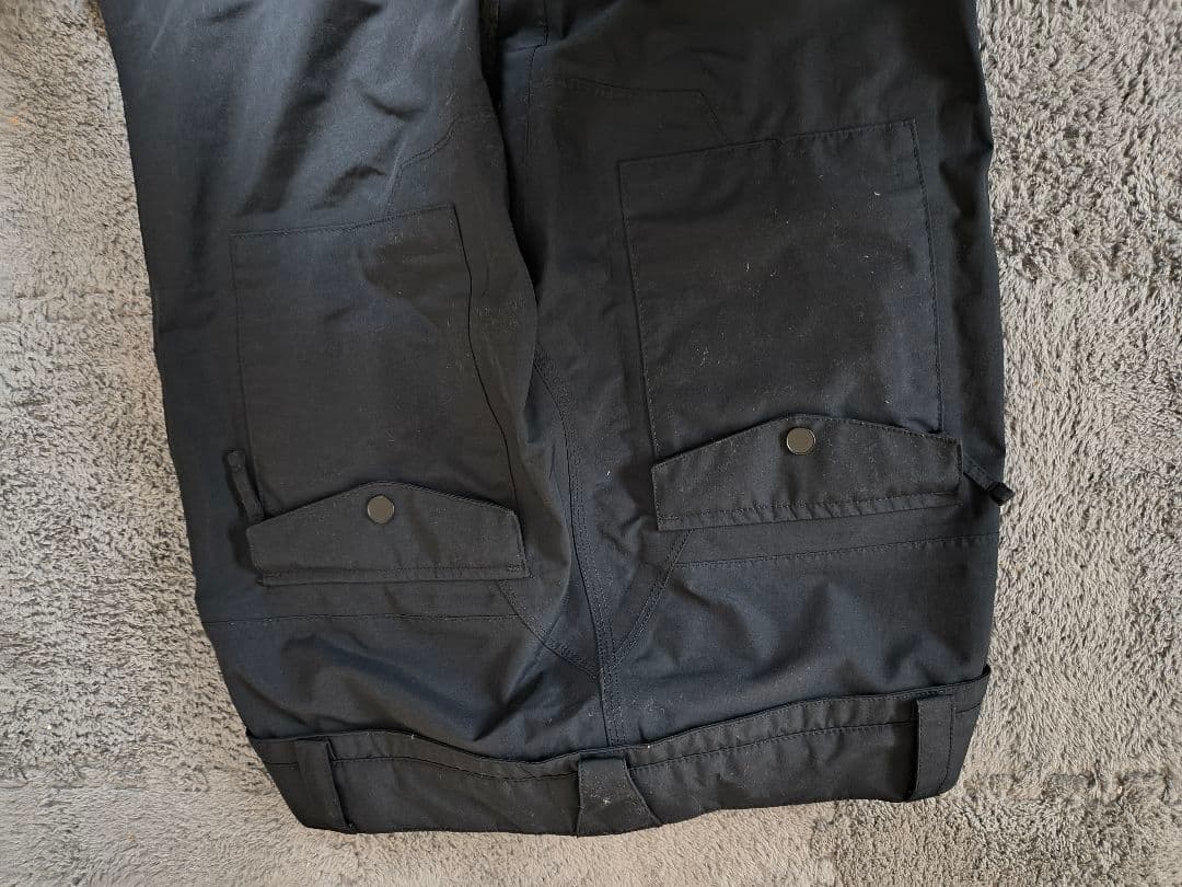 ボルコムGORE-TEXパンツ　スリムフィットSサイズ　黒　レディース　美品