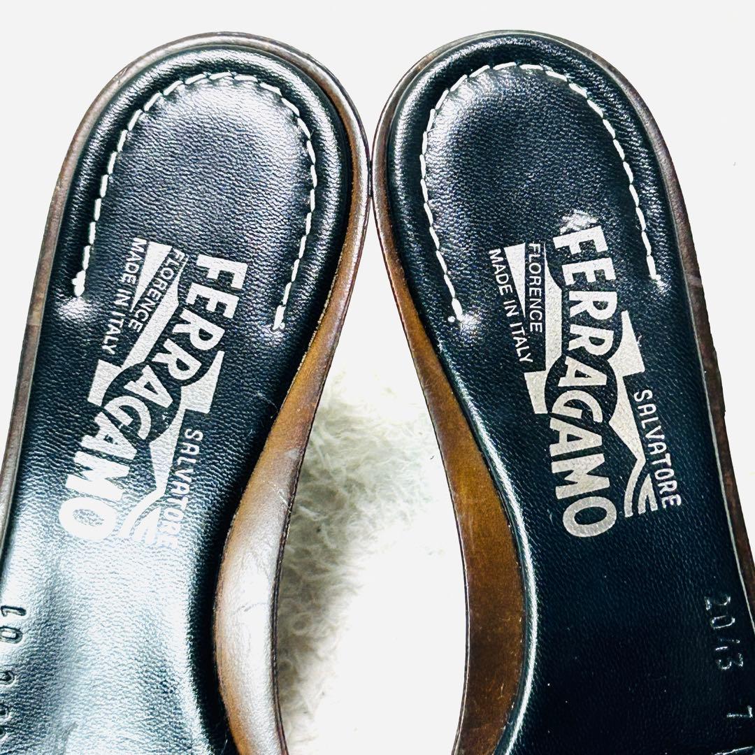 【美品✨箱付】フェラガモ ナッパレザー ミュール サンダル ガンチーニ 7D