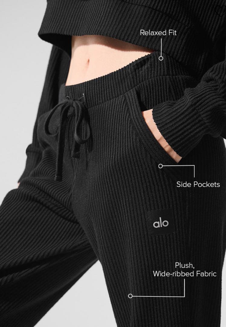 ALO アロー　パンツ　ヨガ　黒　ブラック　muse sweatpant ヨガ