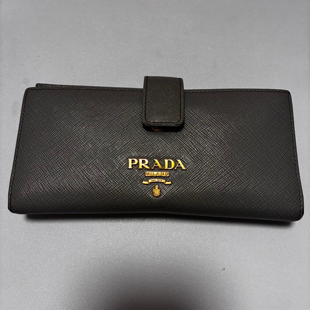 PRADA ブラックレザー 長財布 サフィアーノ
