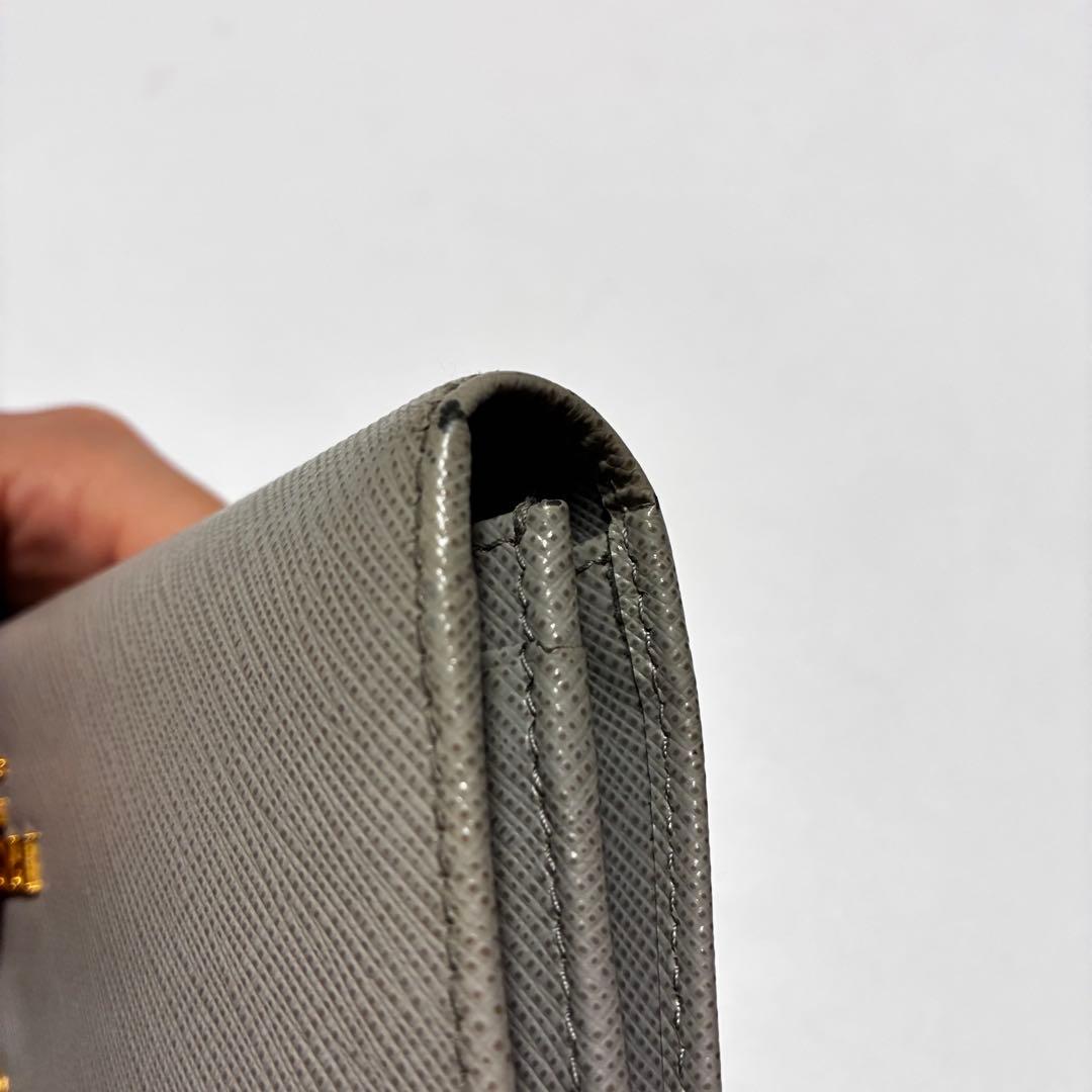 PRADA ブラックレザー 長財布 サフィアーノ