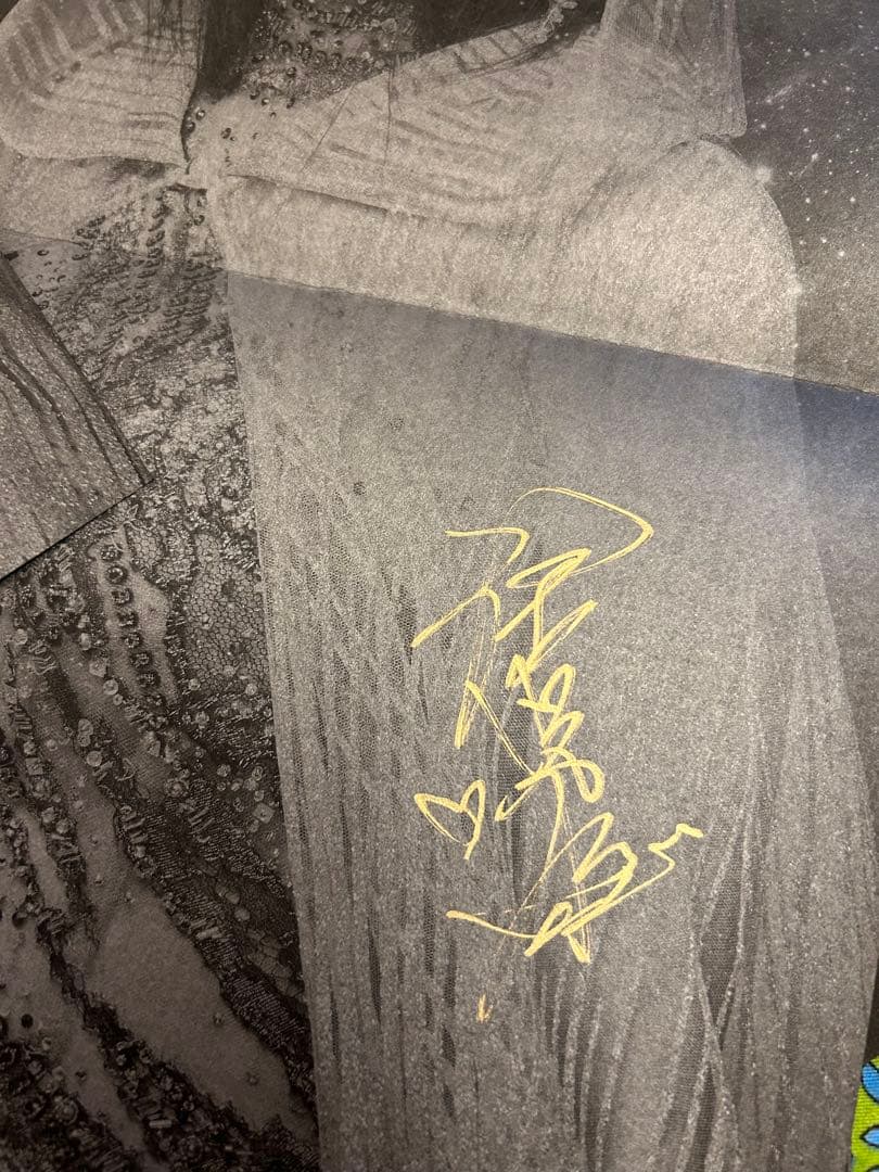 yuki hsu 徐懷鈺 直筆サイン入り　レア