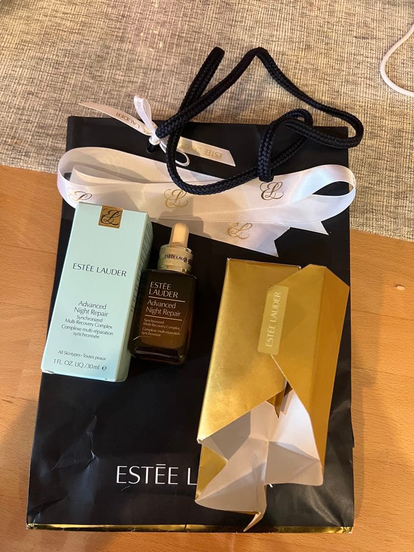 エスティ　ローダーアドバンス ナイト リペア ＳＭＲ コンプレックス 30mL