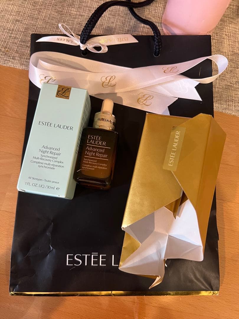 エスティ　ローダーアドバンス ナイト リペア ＳＭＲ コンプレックス 30mL