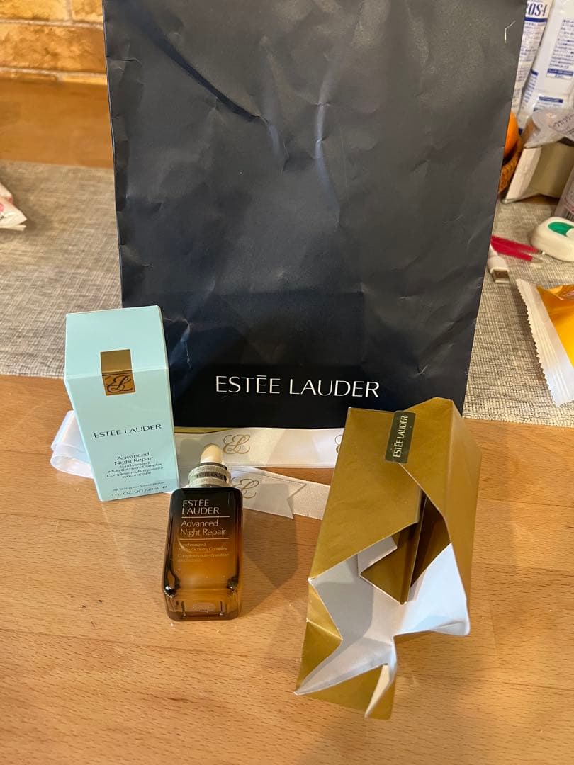 エスティ　ローダーアドバンス ナイト リペア ＳＭＲ コンプレックス 30mL