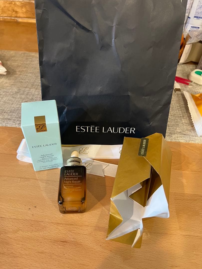エスティ　ローダーアドバンス ナイト リペア ＳＭＲ コンプレックス 30mL
