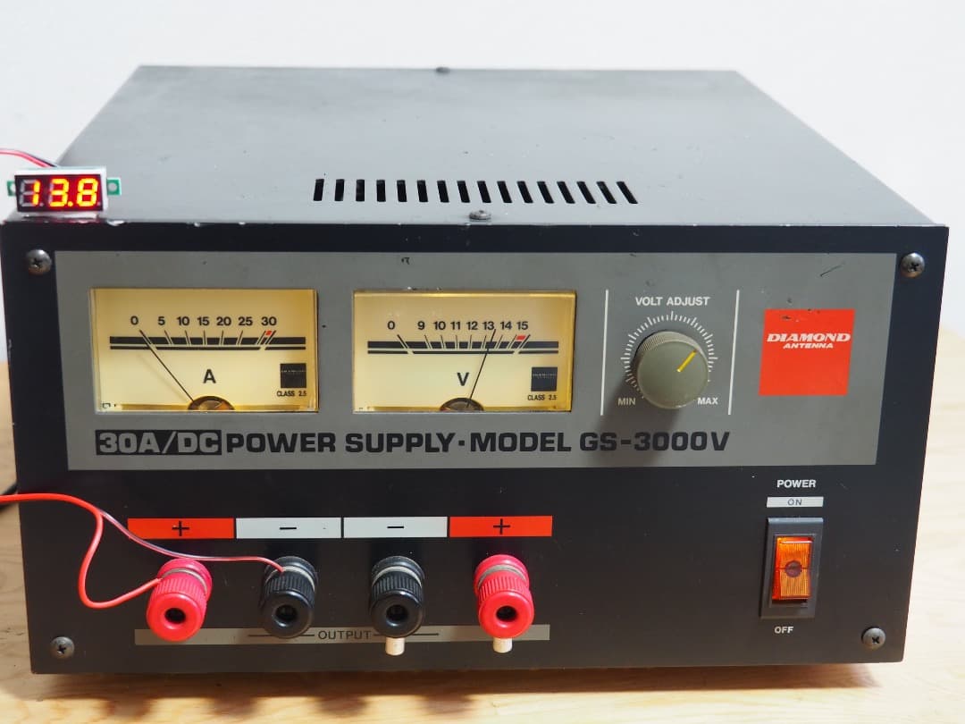 第一電波工業 DIAMOND GS-3000V DC電源 30A デジタル電圧計