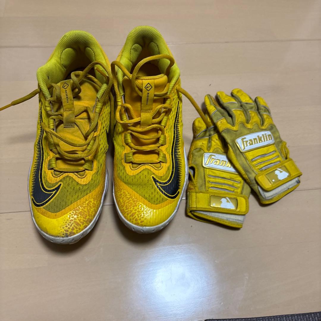 Nike 野球　イエロー スパイク　海外限定モデル