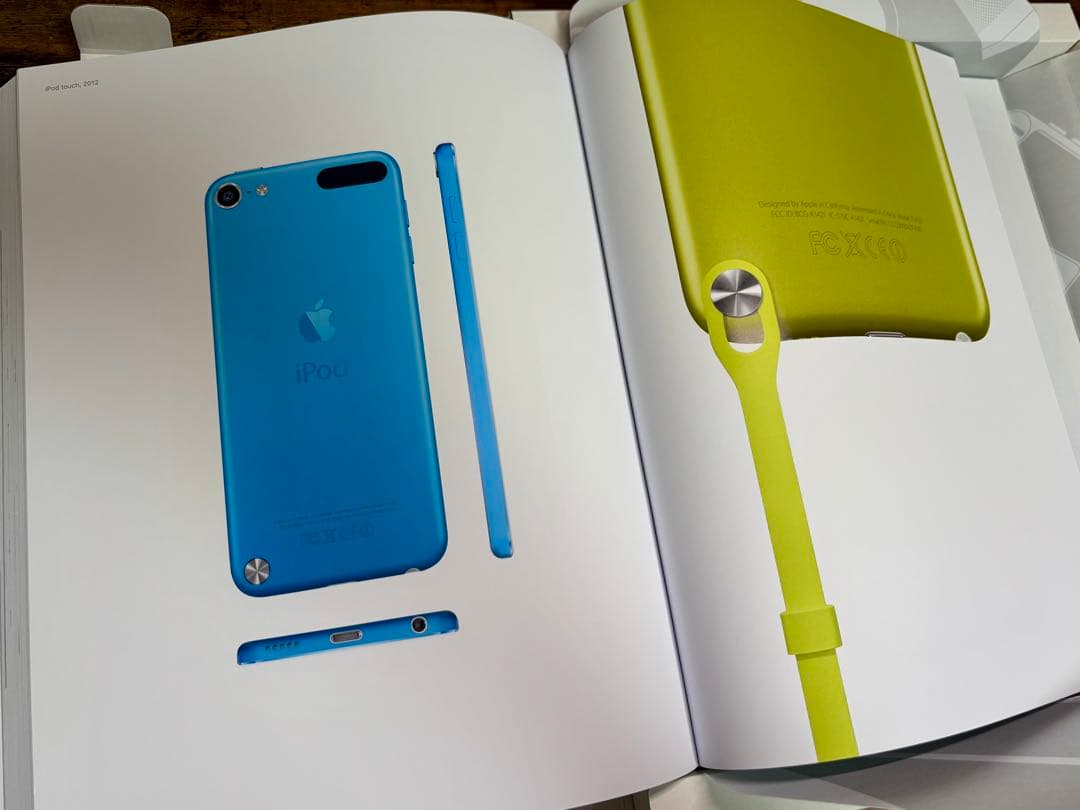 【極美品】Designed by Apple in California （小）