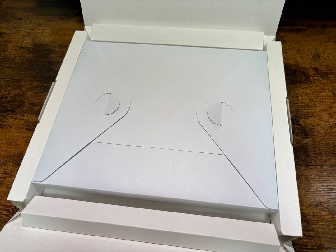 【極美品】Designed by Apple in California （小）