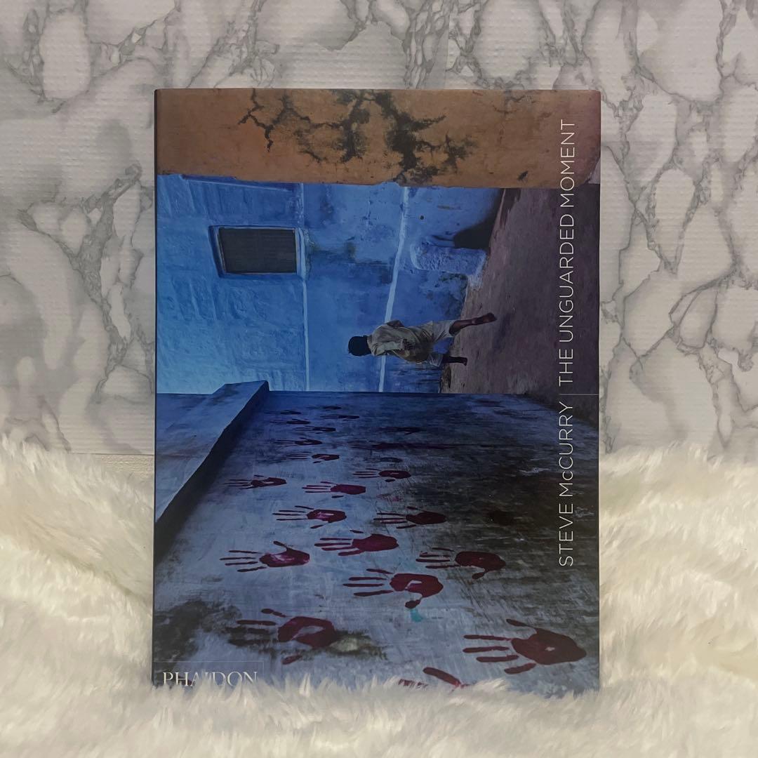 The Unguarded Moment Steve Mccurry 写真集