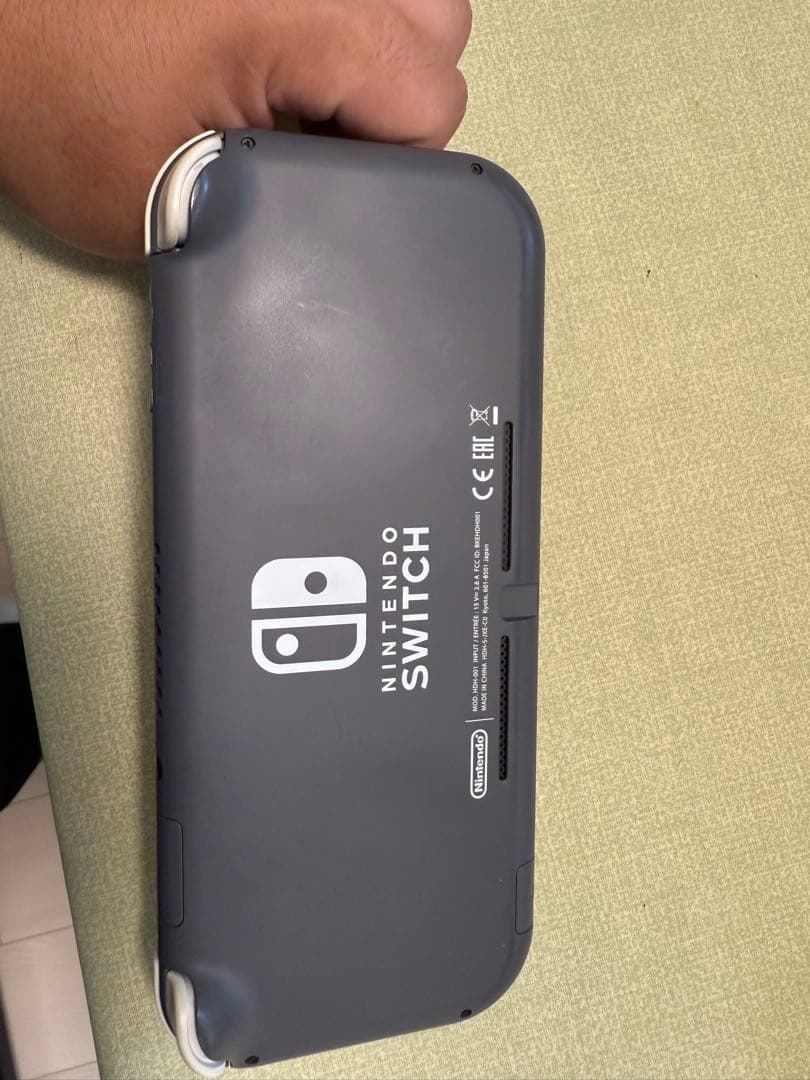 u*a様 Nintendo Switch Lite グレー 専用ケース付き