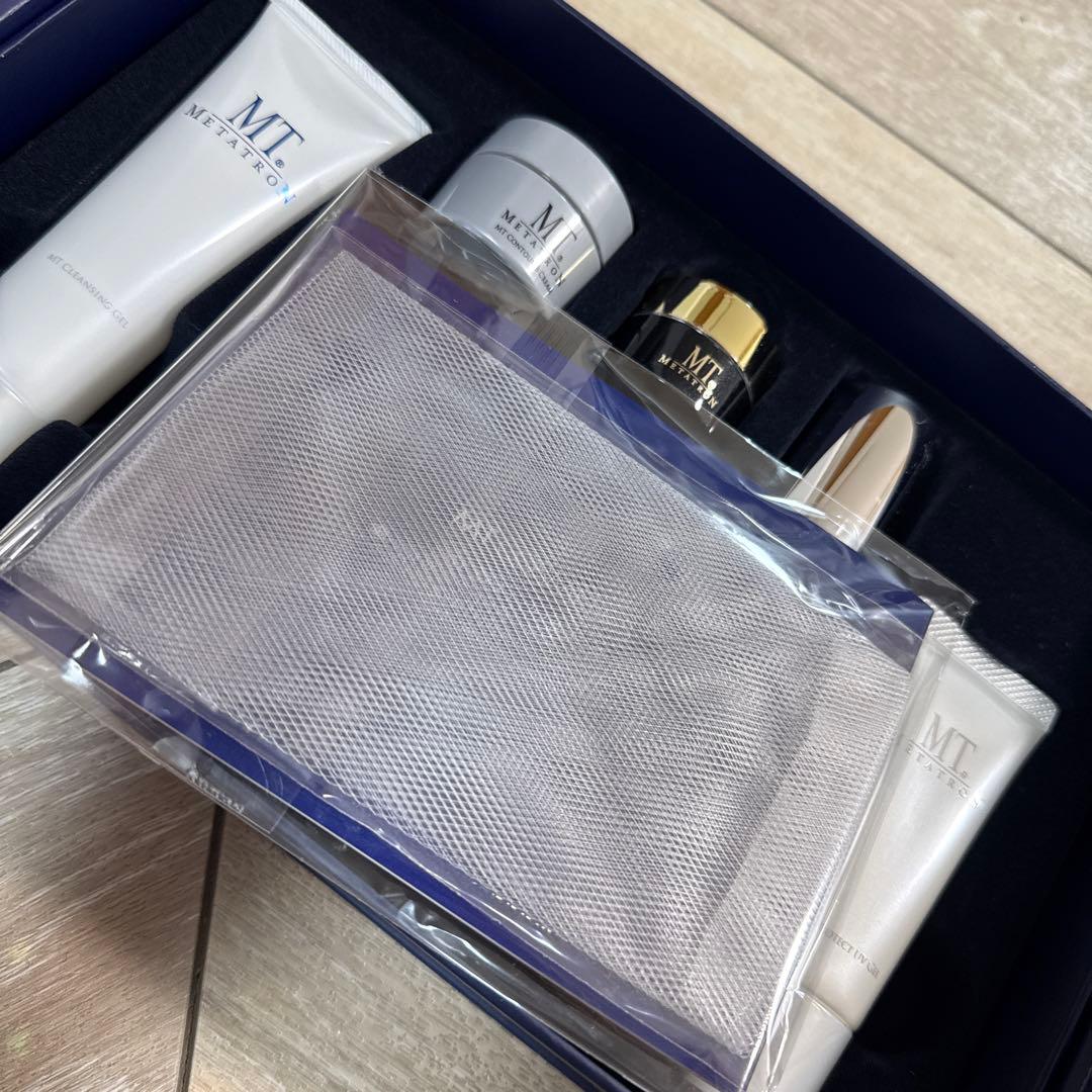 MT プレミアムコフレ 7点セット【新品】MTメタトロン　プレミアムコフレ