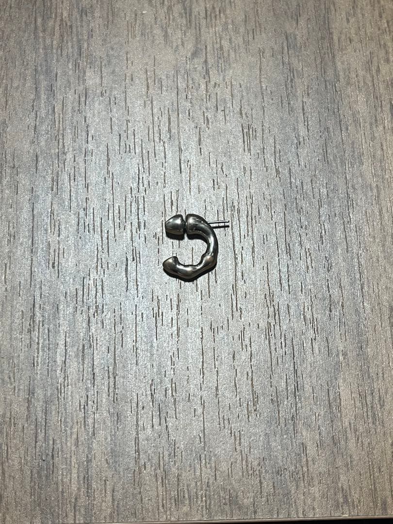 ジェントルイスピアス片耳