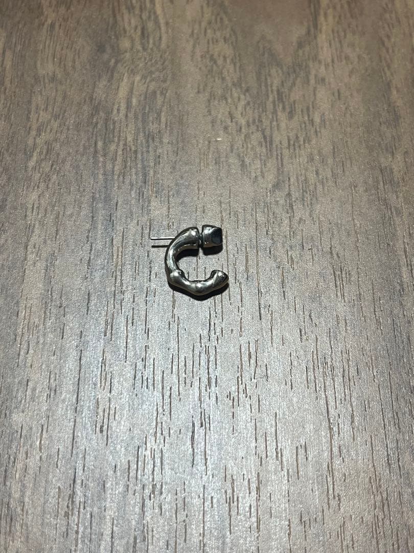 ジェントルイスピアス片耳