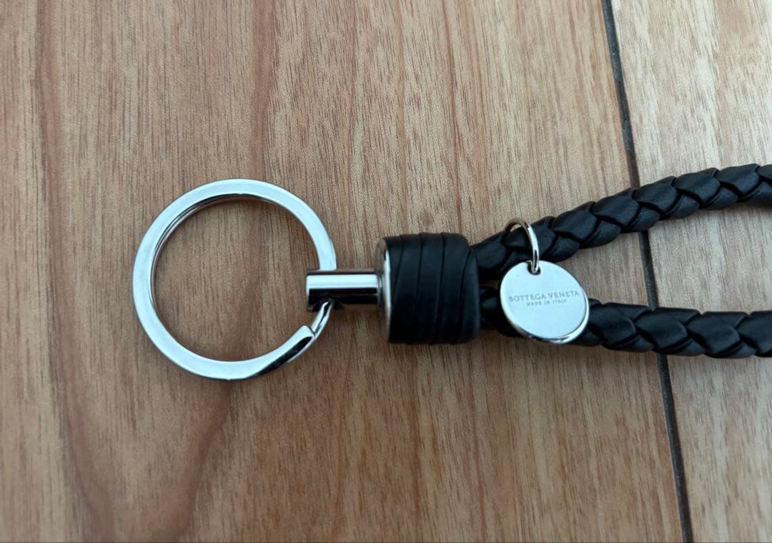【極美品】BOTTEGA VENETA キーリング　ブラック